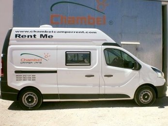 Furgão Renault Trafic em aluguer em Lisboa