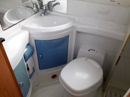 Aluguer de Autocaravana capucino Hymer Ducato