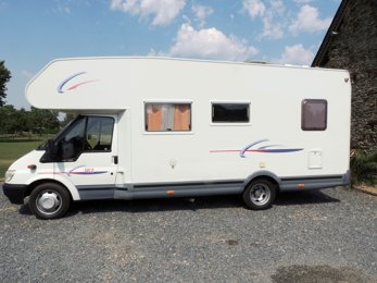 alkoof camper Challenger Transit 125 ch Te huur in Combrée