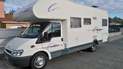 Camping-car Capucine Challenger 192 en location à Saint Eutrope De Born