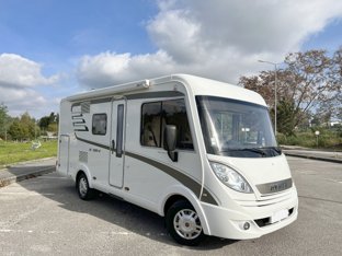 Camper Motorhome Hymer 504 condiviso a Leiria
