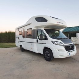 Camping-car Capucine Adria Coral XL Plus A 670 SL en location à Puerto Real