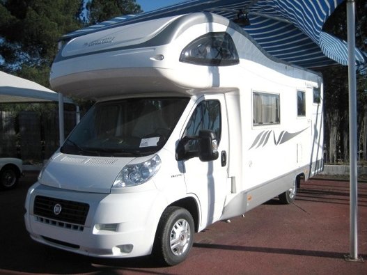 Aluguer de Autocaravana capucino Mobilvetta Kea 73