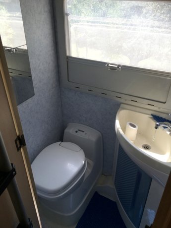 Vermietung von Alkoven Wohnmobil