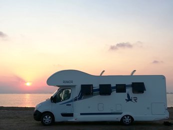 Autocaravana Capuchina Rimor KATAMARANO 209 En alquiler en Gavà