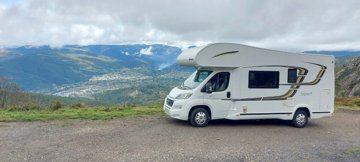 RV Coachbuilt Benimar sport 314 For rent in Redondela