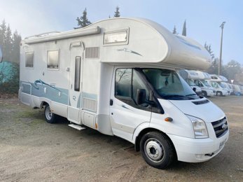 Alkoof camper Rimor Transit 2,0 l 130 ch Te huur in Ayegui