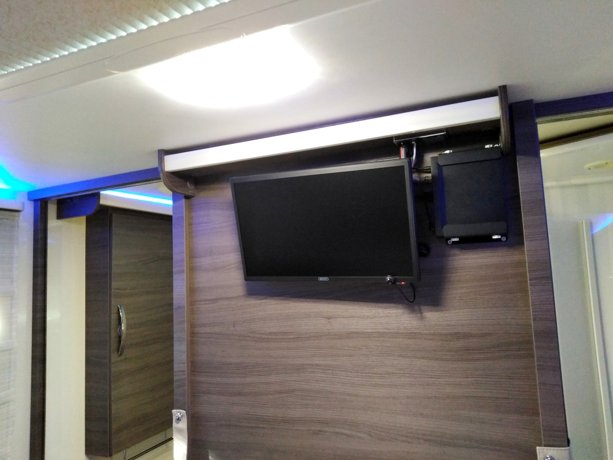 Viaggio del Camper Semintegrale