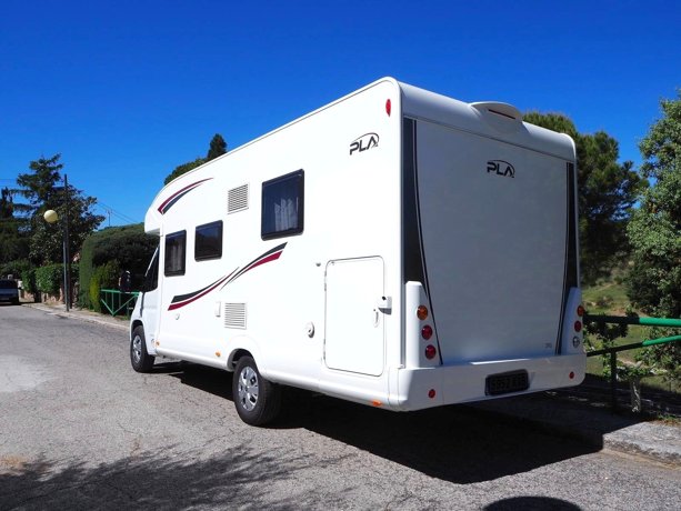 Aluguer de Autocaravana Perfilada