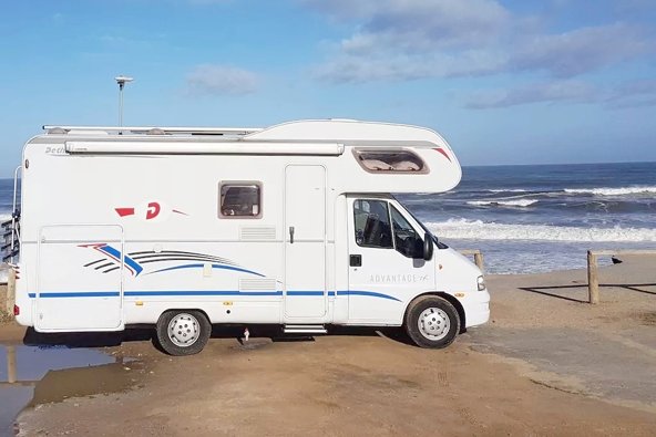 Aluguer de Autocaravana capucino Fiat Dephleffs