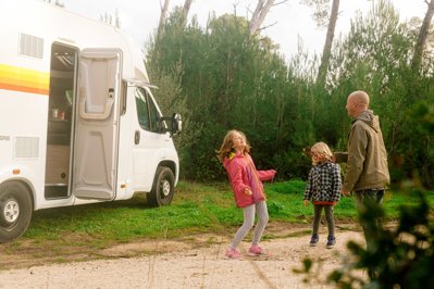 International Travel S Motorhome Or Campervan Hire Yescapa