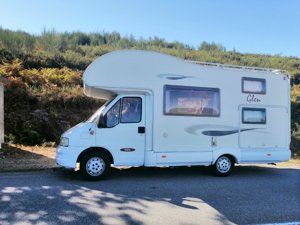 Coachbuilt motorhome rental - Luís