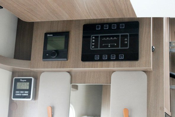 Aluguer de Autocaravana Perfilada Chausson 718Eb Flash