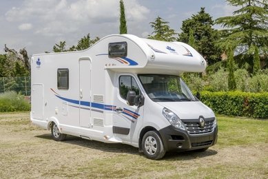Alkoven Wohnmobil Ahorn Camp Eco 683 zu vermieten in Nabern