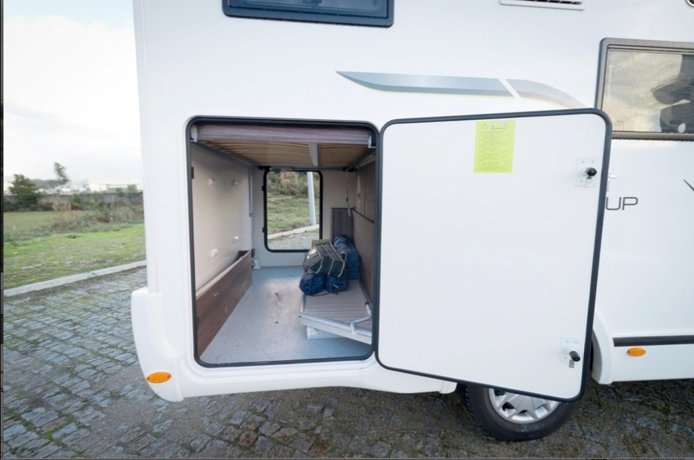 Rental Coachbuilt RV