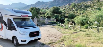 Halfintegraal camper Challenger 250 vip Te huur in El Boalo