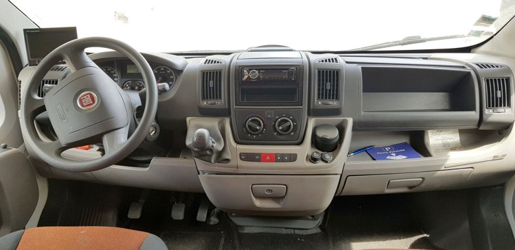 Vermietung von Alkoven Wohnmobil