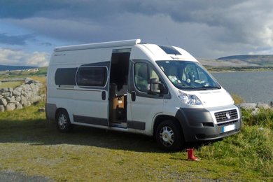 Kastenwagen Benimar 110 zu vermieten in Sens-De-Bretagne