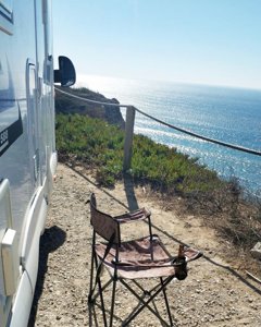 Low profile motorhome rental - Cesar