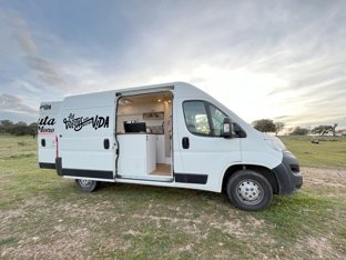 Alquiler de Autocaravanas y Furgonetas Camper Badajoz Yescapa