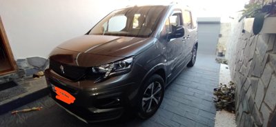 Van Peugeot Peugeot en location à Santa Cruz De Tenerife