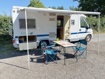 Camping-car Profilé Fiat  en location à Eysines