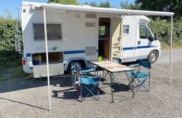 RV Low profile Fiat  For rent in Eysines