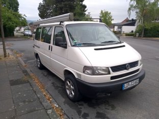 Campervan Volkswagen T4 For hire in Lage