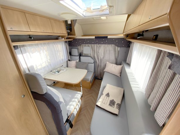 Rental Coachbuilt motorhome