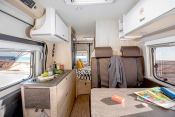 Camper Semintegrale Nomad Seville condiviso a Alcalá De Guadaíra