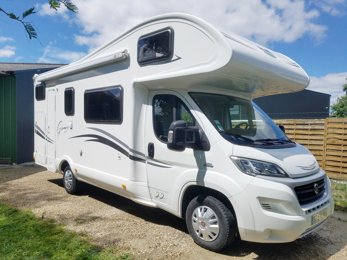 Camping-car Capucine Mclouis 22 en location à Eysines