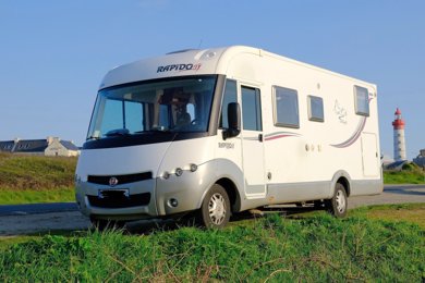 Camping-car Intégral Fiat Ducato 2,3 130 ch en location à Carquefou