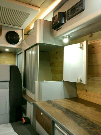 Aluguer de Furgão transformado