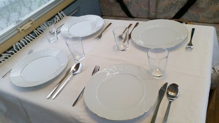 Viaggio del Camper Mansardato