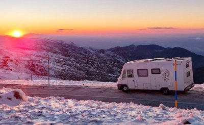 Camping-car Intégral Bavaria I en location à Faro