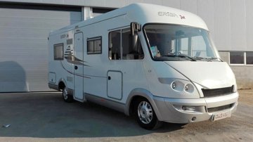 Camper Motorhome Hymer  condiviso a Braga