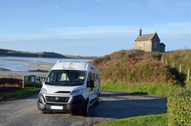 Camper gran volumen Font Vendôme 4 Family L En alquiler en Plaintel