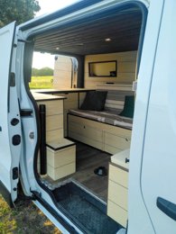 Van Renault Trafic 90 ch condiviso a Vannes