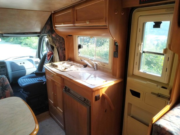 Viaggio del Camper Semintegrale