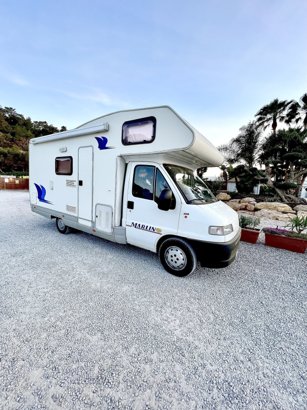 Huur alkoof camper - Eivissa - Alkoof Camper 2001 | Yescapa