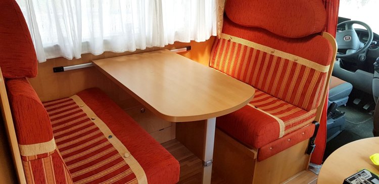 Vermietung von Alkoven Wohnmobil