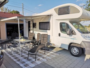 RV Coachbuilt Chausson Flash 15 For rent in Auchsesheim