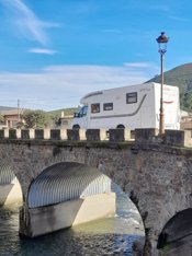 Motorhome Low profile Pla Siena 395 For hire in Badajoz