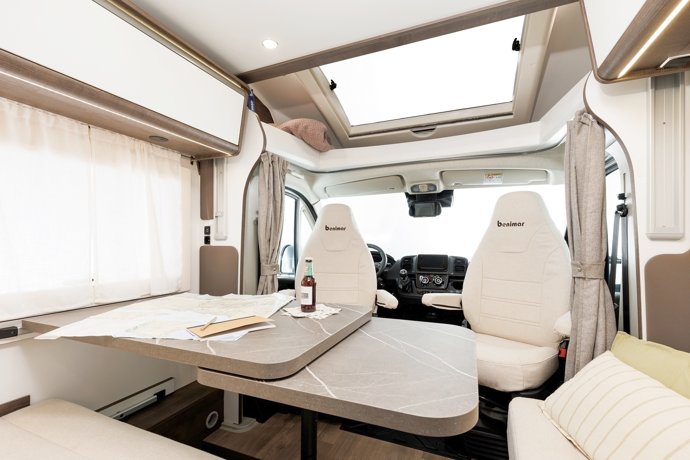 Aluguer de Autocaravana Perfilada