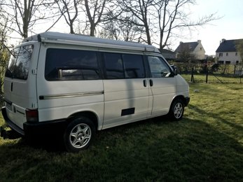 Campingbus Westfalia California t4 westfalia zu vermieten in Bréhand