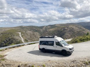 Kastenwagen Volkswagen Crafter zu vermieten in Lisboa