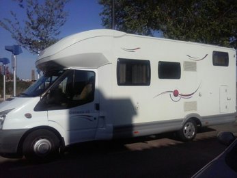 Halfintegraal camper Challenger genesis 48 Te huur in Palma De Mallorca
