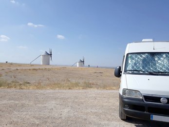 Fourgon aménagé Artesanal ducato 2.8 jtd 128cv en location à Salamanca