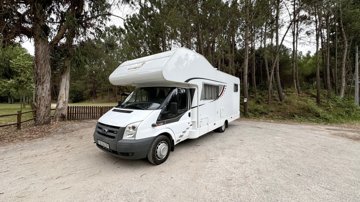 Motorhome Coachbuilt Sunlight Ford Transit 2.4 tdci For hire in Leiria
