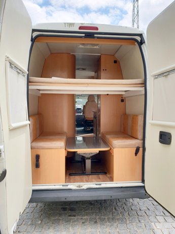 Location du Fourgon aménagé